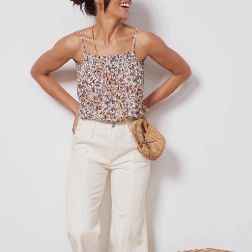 Evereve Winnie Smocked Cami Size M New w/ Tag